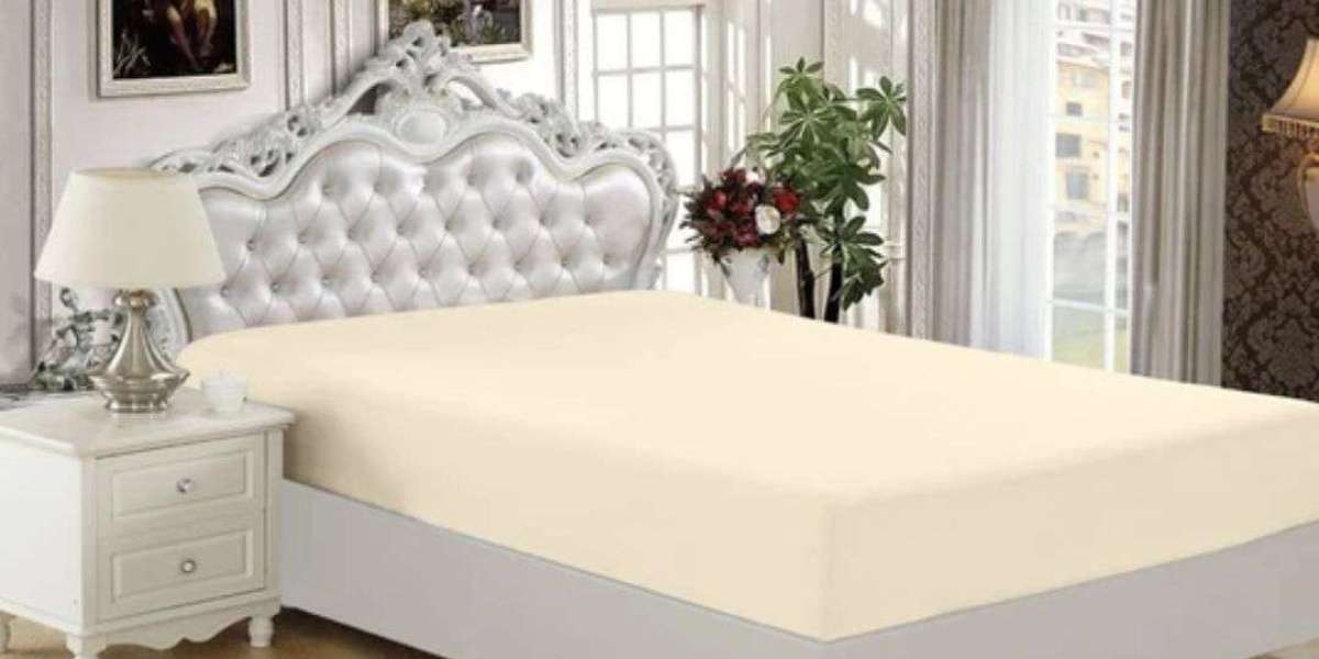 How to Choose the Best Bed Sheet: King Size Flat Bed Sheets vs. Queen Size Fitted Bed Sheets