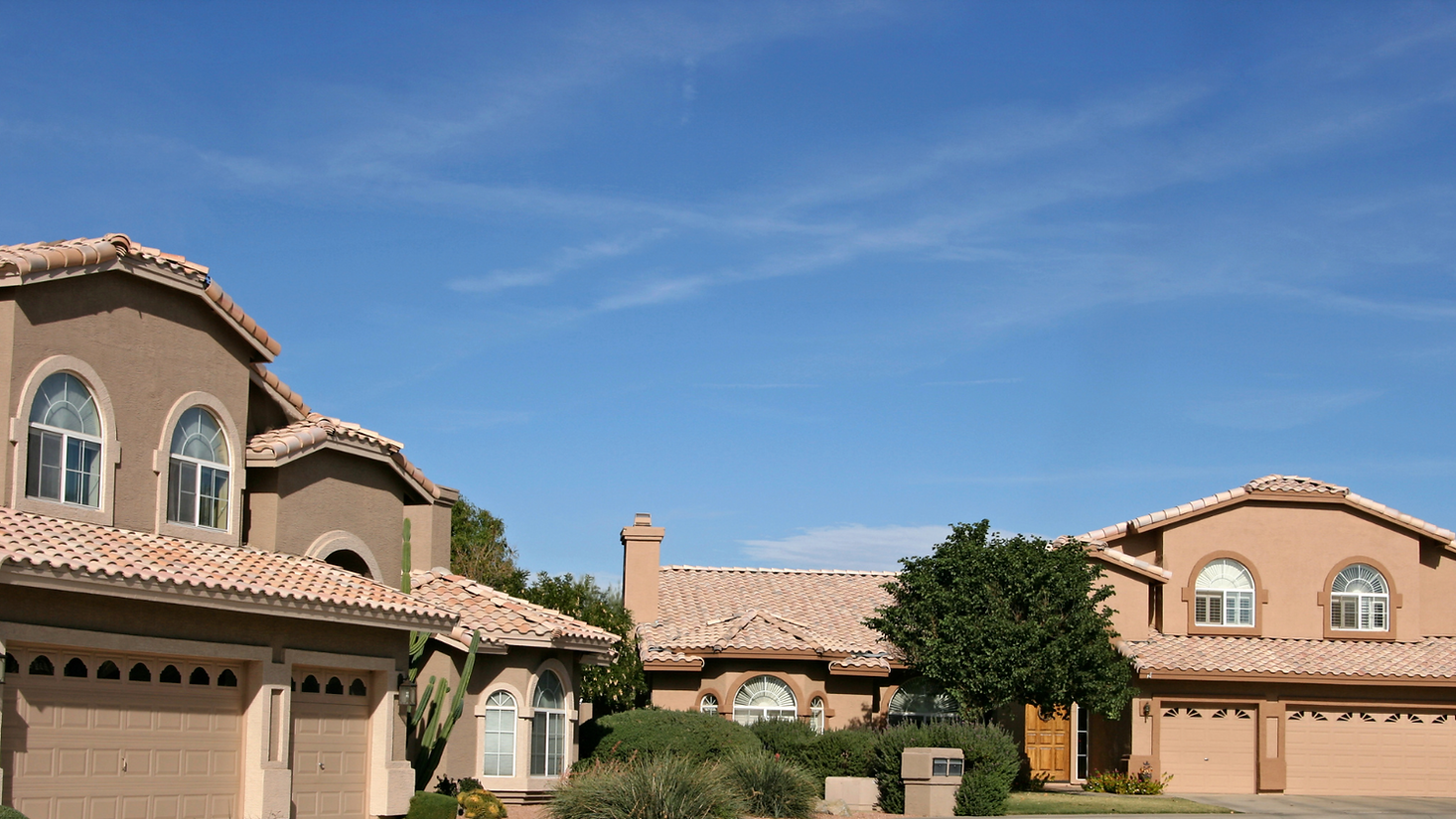 The Complete Guide on Residential Roofing Phoenix: Desert Sands' Quality and Durability