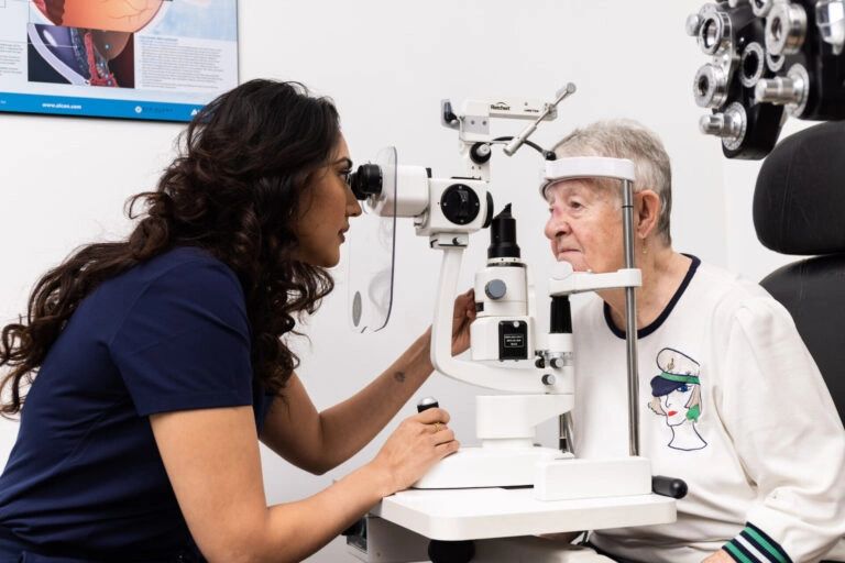 The Importance of Regular Visits to an Optometrist in Stoney Creek