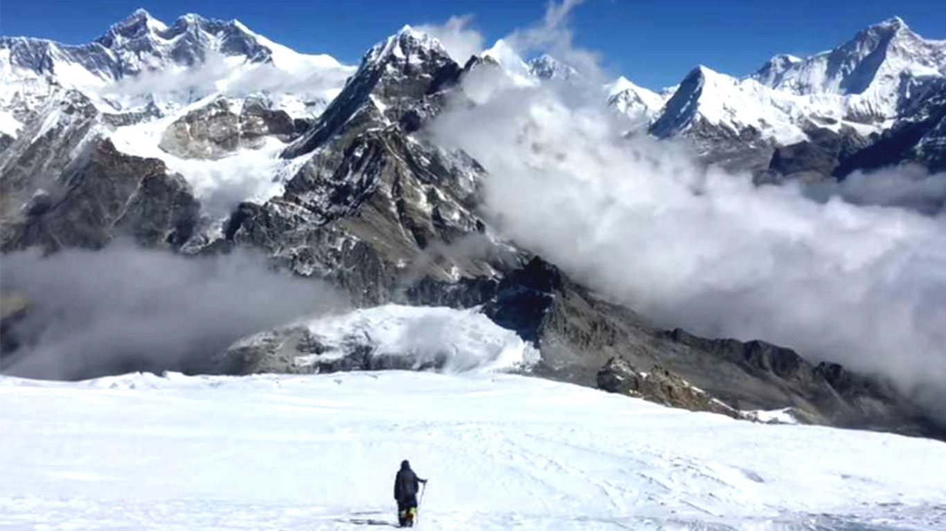 Mera Peak climbing - 17 days Expedition | Cost | Itinerary