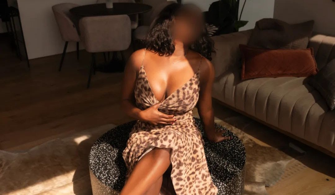 Nuru Massage in Zürich: En Sinnliches Erlebnis mit Elena Brown