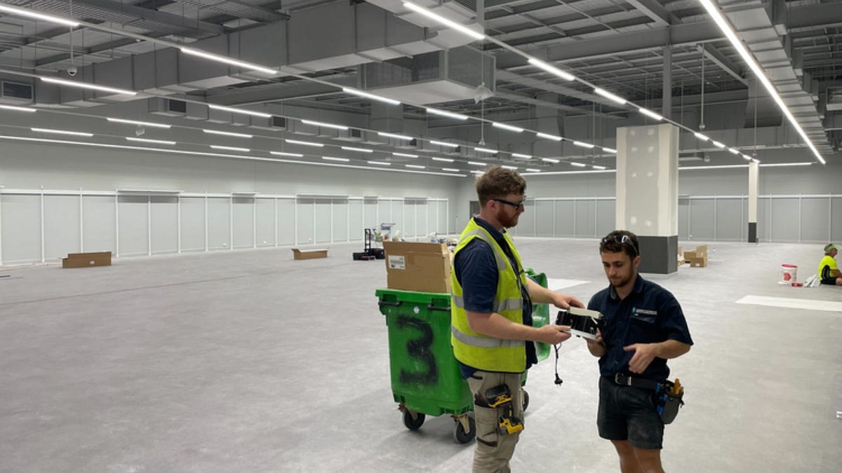 Don’t Let Power Problems Slow You Down: Find the Best Commercial Electricians in Perth | by Response Electricians | May, 2025 | Medium