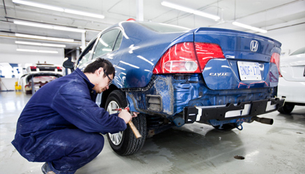 Signs You Need Professional Smash Repairs After an Accident