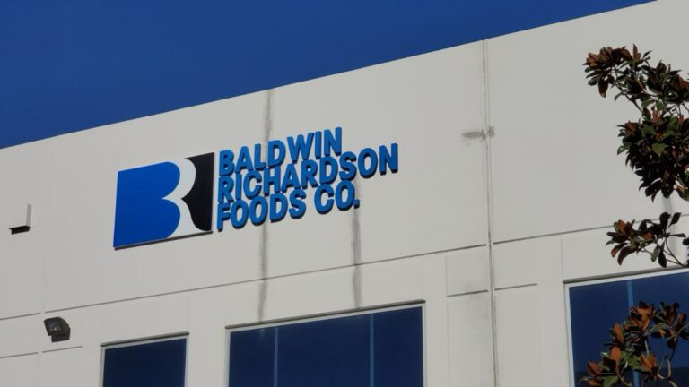 Essential Building Signs Every Property Manager Should Consider
